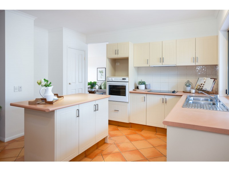 63 Tranquility Circuit, Helensvale QLD 4212