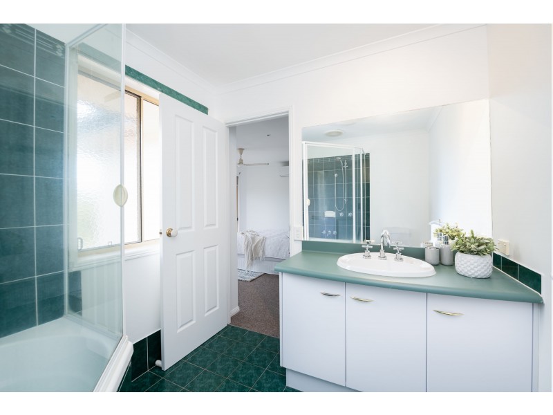 63 Tranquility Circuit, Helensvale QLD 4212