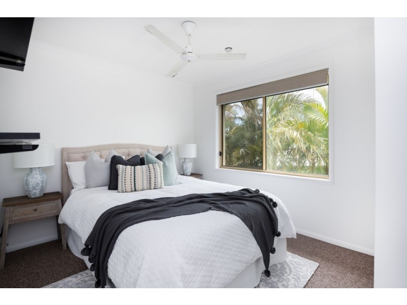 63 Tranquility Circuit, Helensvale QLD 4212