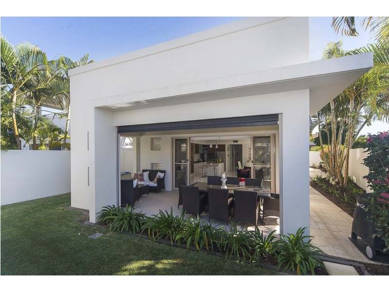 6010 Calardo Avenue, Hope Island QLD 4212