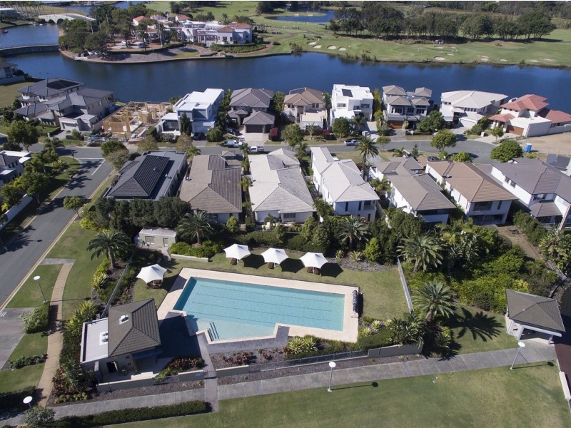 6010 Calardo Avenue, Hope Island QLD 4212