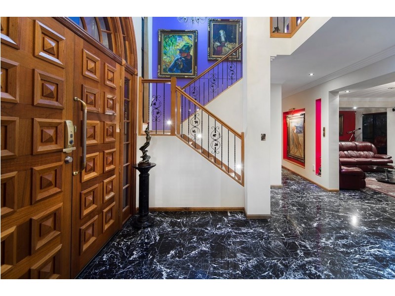 14 Mandolin Avenue, Helensvale QLD 4212