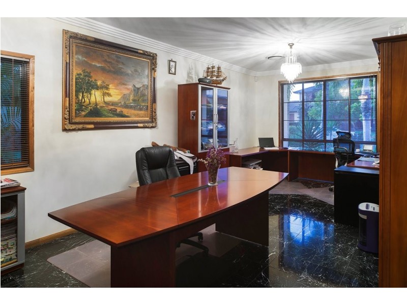 14 Mandolin Avenue, Helensvale QLD 4212