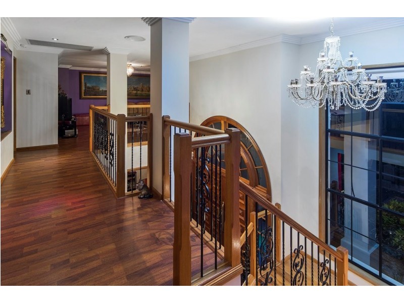 14 Mandolin Avenue, Helensvale QLD 4212