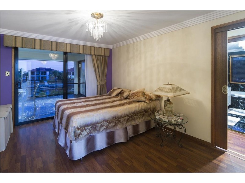 14 Mandolin Avenue, Helensvale QLD 4212