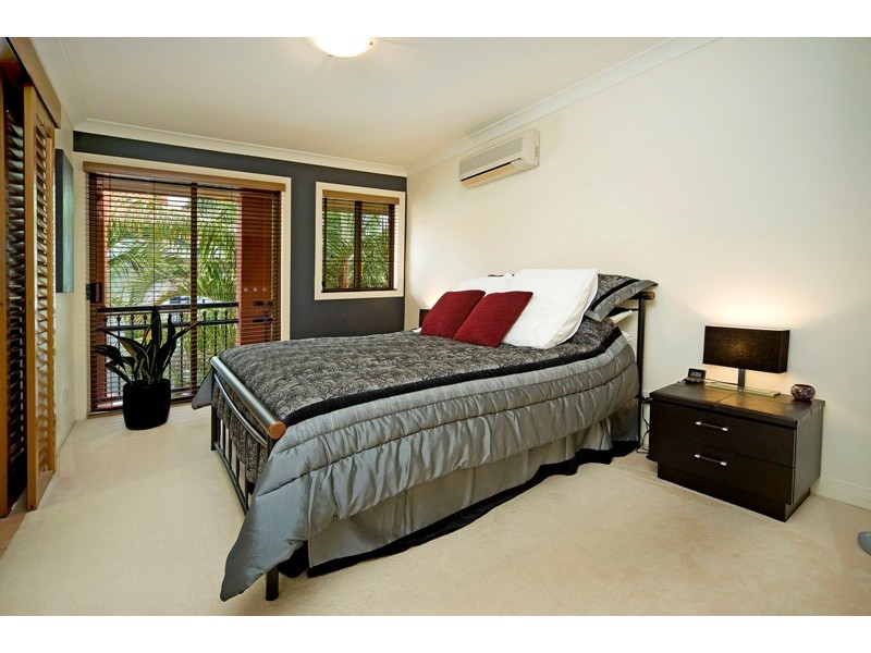 62/58 John Lund Drive, Hope Island QLD 4212