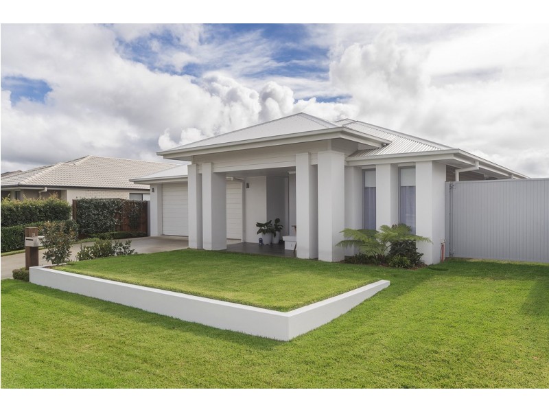 24 Millstream Place, Pimpama QLD 4209