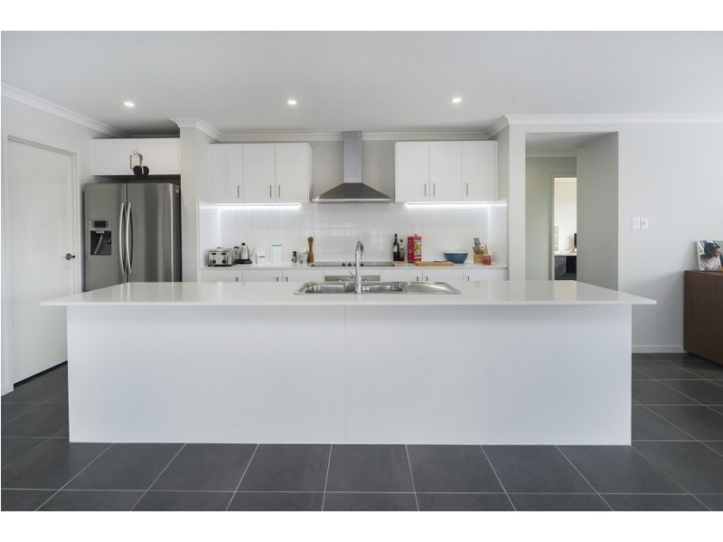 24 Millstream Place, Pimpama QLD 4209