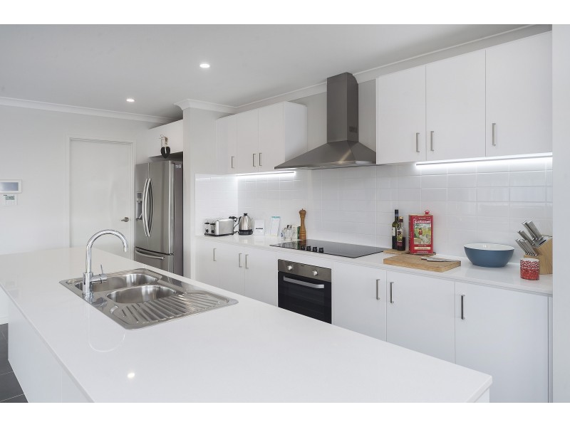 24 Millstream Place, Pimpama QLD 4209