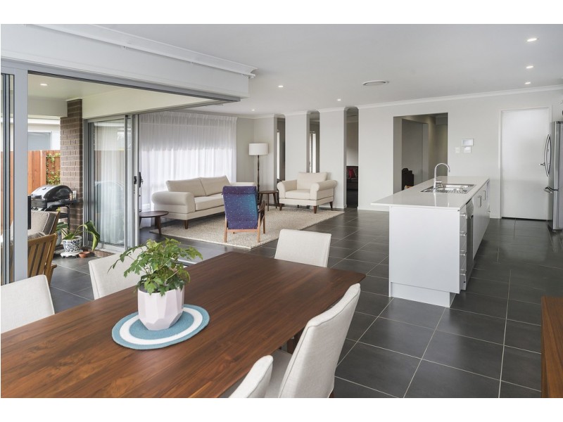 24 Millstream Place, Pimpama QLD 4209
