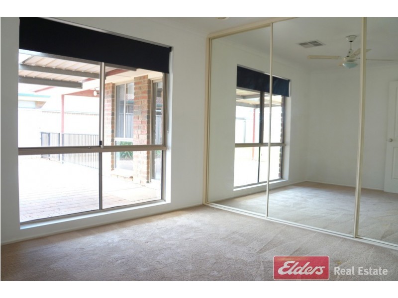 35 Lovelock Road, Parafield Gardens SA 5107