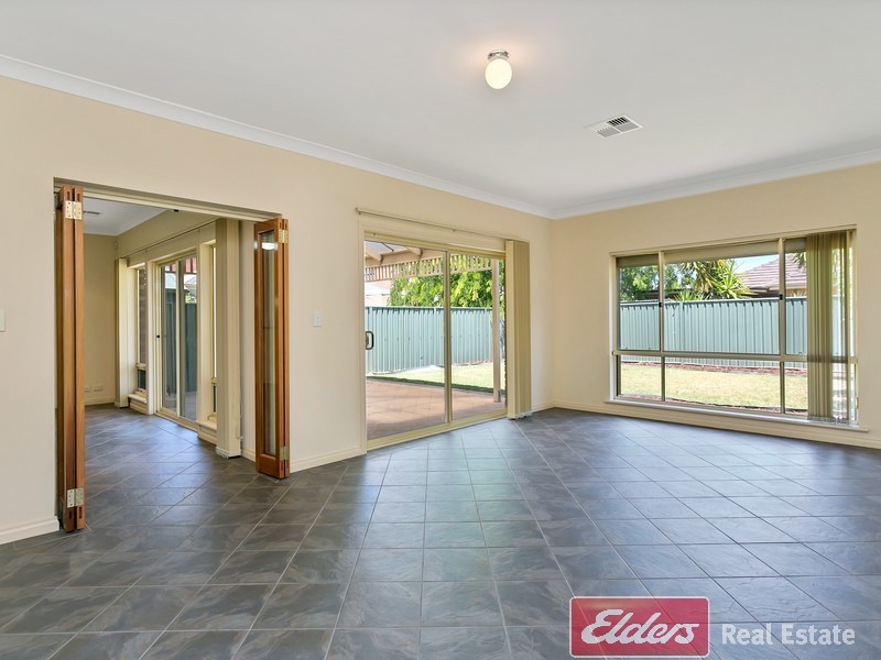21 Heron Walk, Mawson Lakes SA 5095