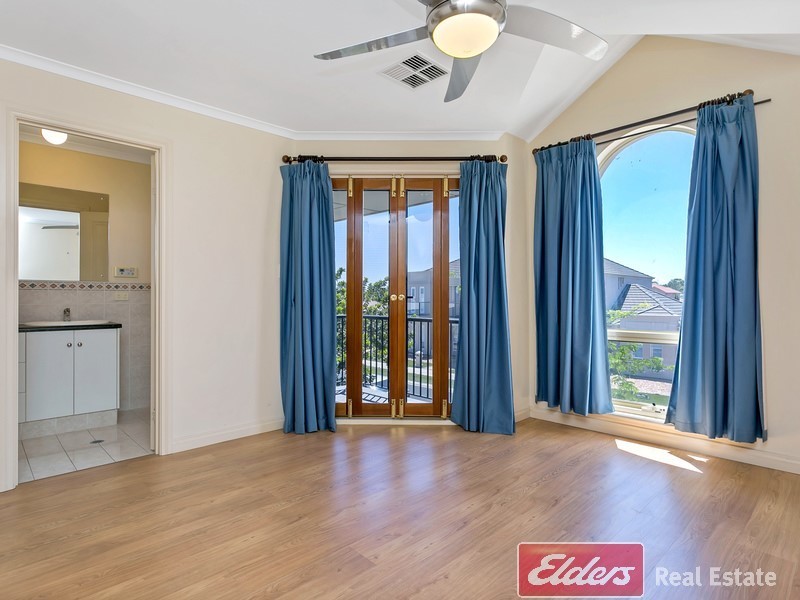 21 Heron Walk, Mawson Lakes SA 5095