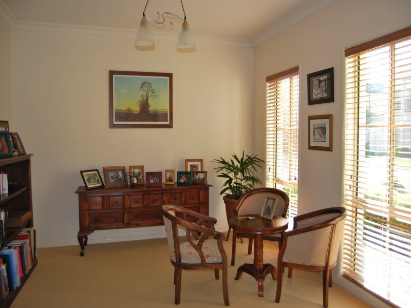 33 The Walk, Mawson Lakes SA 5095