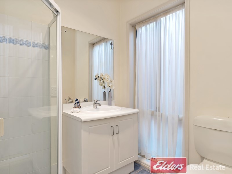 4 Hamilton Place, Mawson Lakes SA 5095