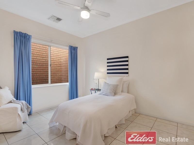 4 Hamilton Place, Mawson Lakes SA 5095