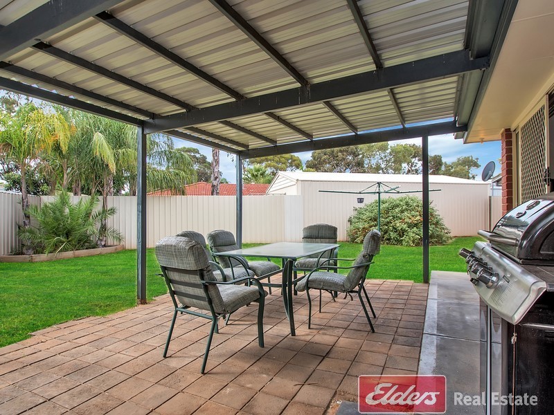 4 James Court, Parafield Gardens SA 5107