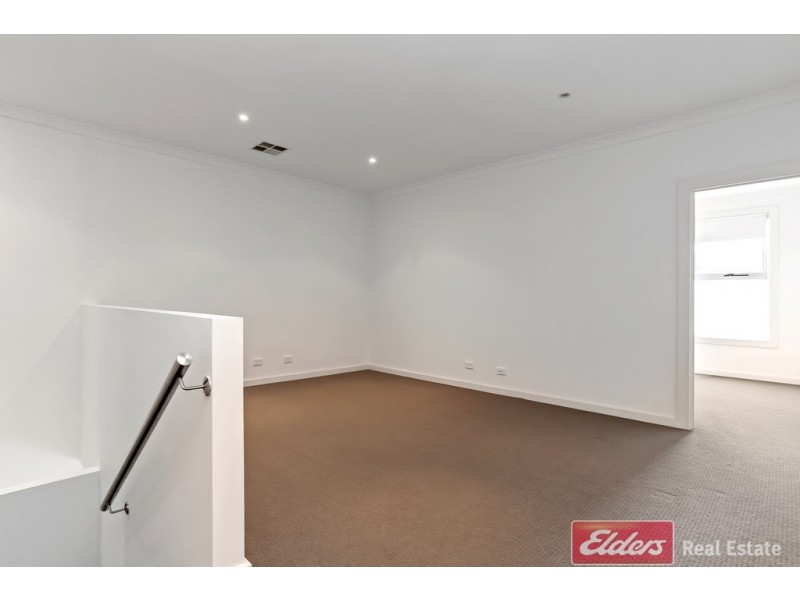 38 Broadwater Crescent, Mawson Lakes SA 5095