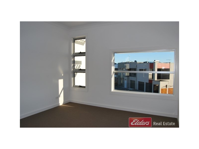 64 Harvey Circuit, Mawson Lakes SA 5095