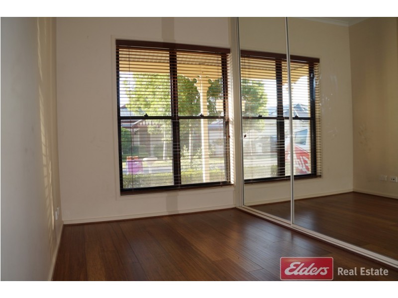 19 Newland Way, Mawson Lakes SA 5095