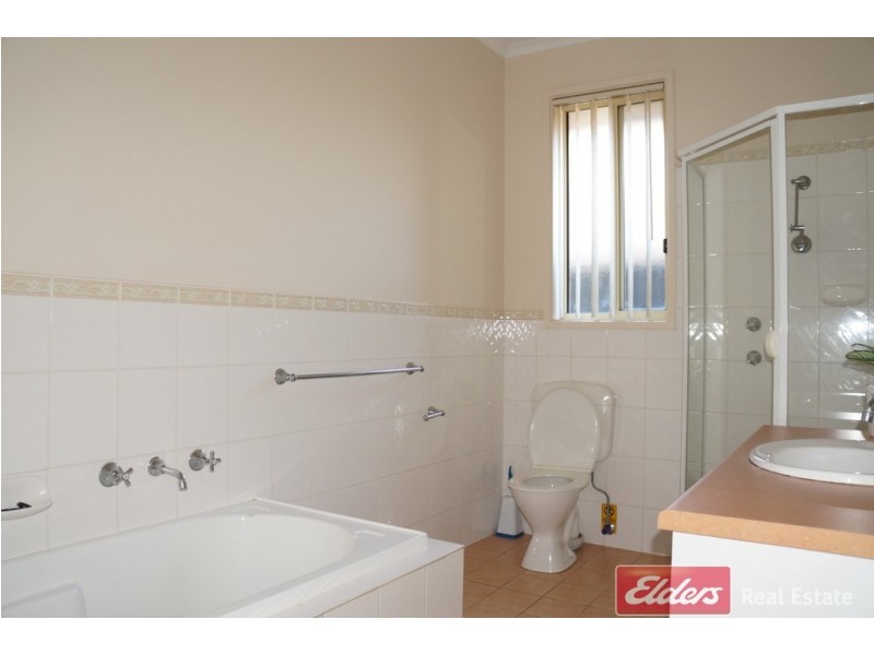 19 Newland Way, Mawson Lakes SA 5095