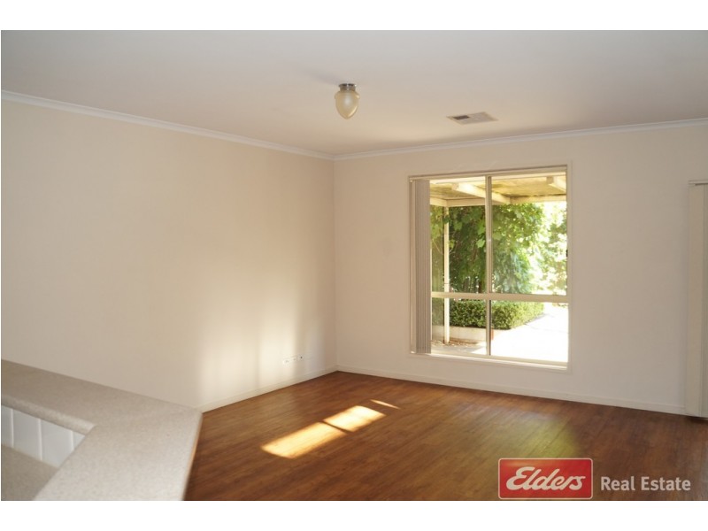 19 Newland Way, Mawson Lakes SA 5095