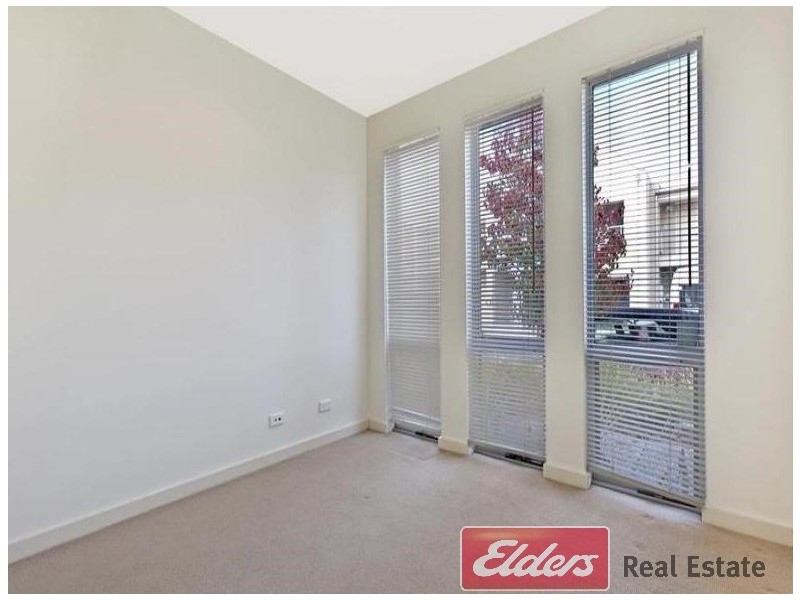 10 Robinson Street, Mawson Lakes SA 5095