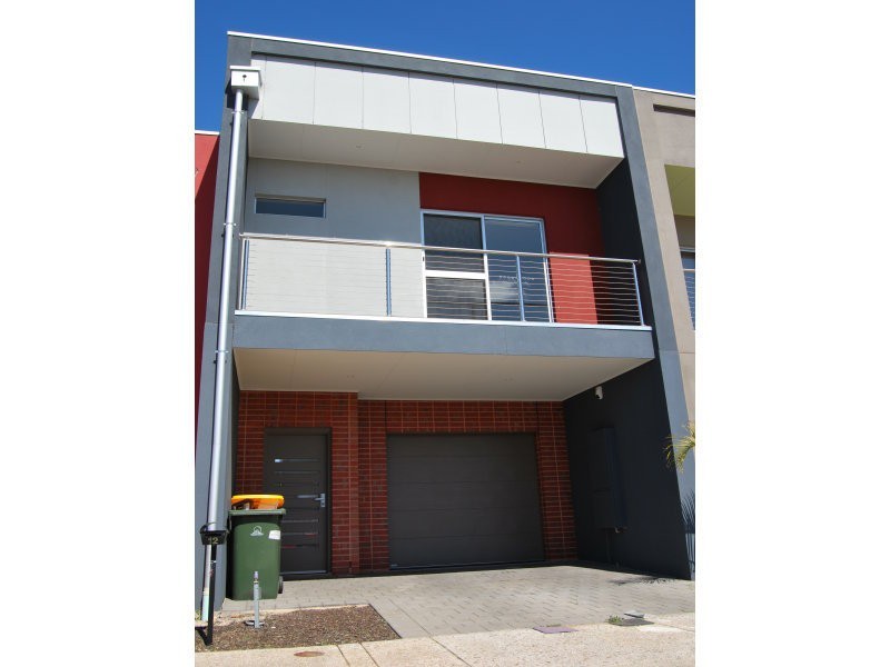 12 Mackenzie Circuit, Mawson Lakes SA 5095