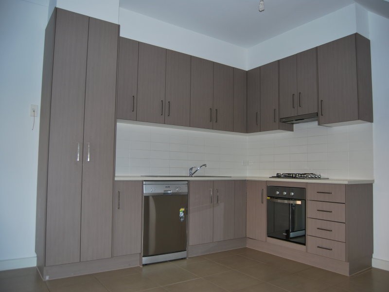 12 Mackenzie Circuit, Mawson Lakes SA 5095