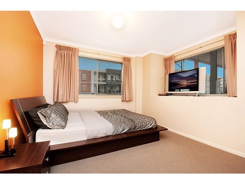 10/5-19 Goodall Parade, Mawson Lakes SA 5095