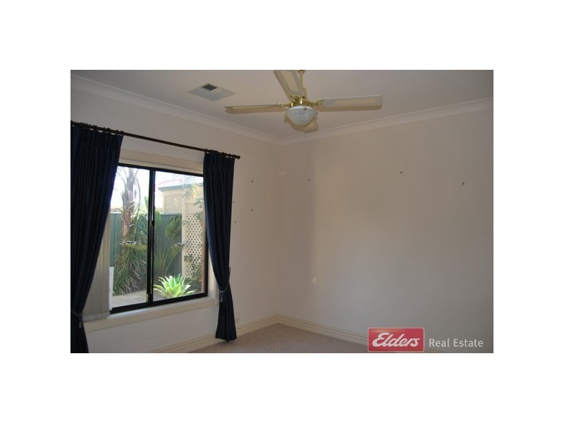 17 Rosella Street, Mawson Lakes SA 5095