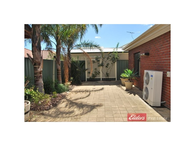 17 Rosella Street, Mawson Lakes SA 5095