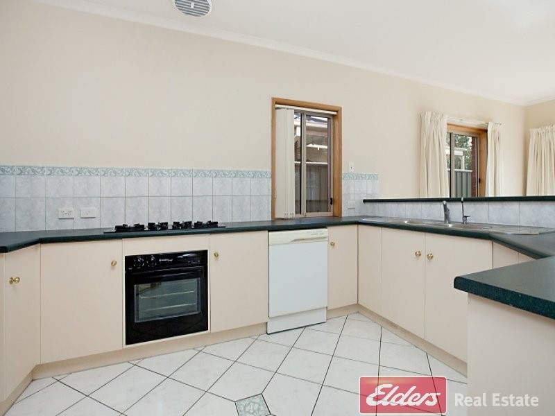 11 Mallard Crescent, Mawson Lakes SA 5095