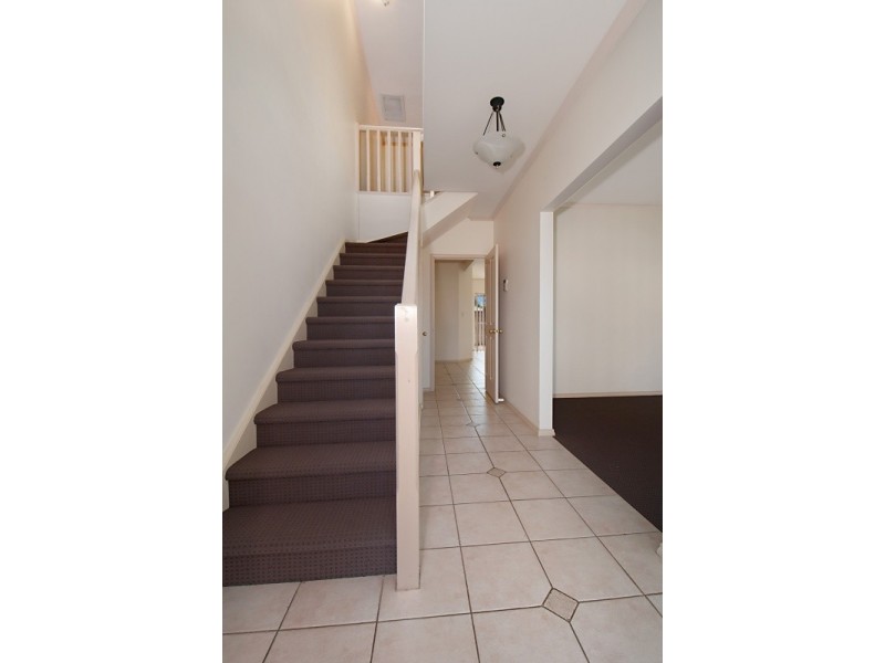 2/210 Mawson Lakes Boulevard, Mawson Lakes SA 5095