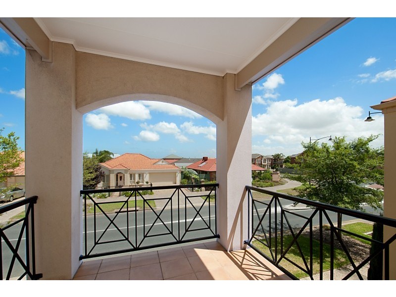 2/210 Mawson Lakes Boulevard, Mawson Lakes SA 5095