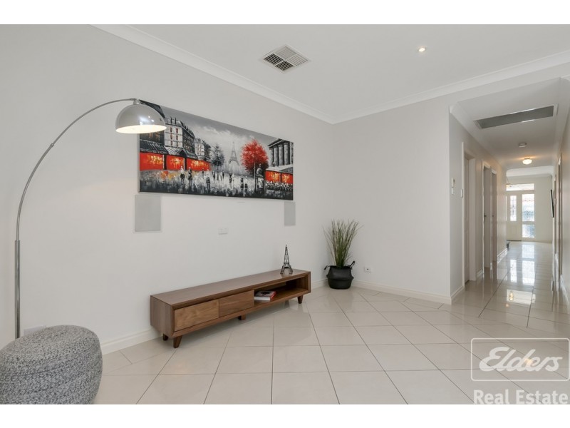 28 Windermere Crescent, Mawson Lakes SA 5095