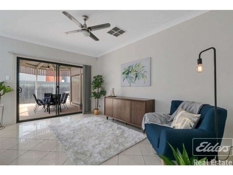 28 Windermere Crescent, Mawson Lakes SA 5095