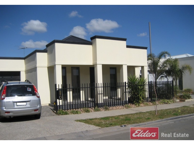 8 Harbour Lane, Mawson Lakes SA 5095