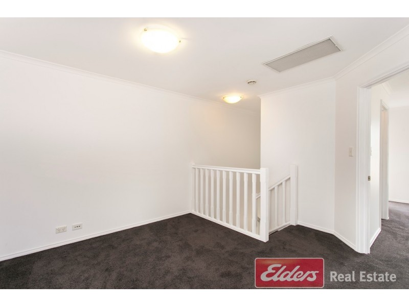 8/3 Grassmere Place, Mawson Lakes SA 5095