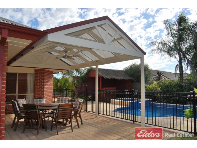 7 Heron Walk, Mawson Lakes SA 5095