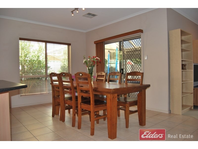 6 Eyre Court, Mawson Lakes SA 5095