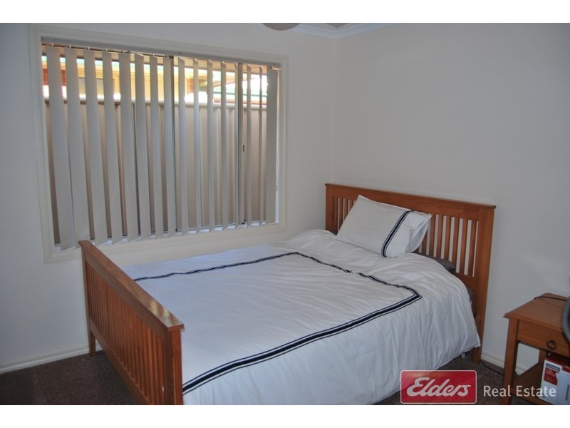 16 Roberts Street, Munno Para SA 5115