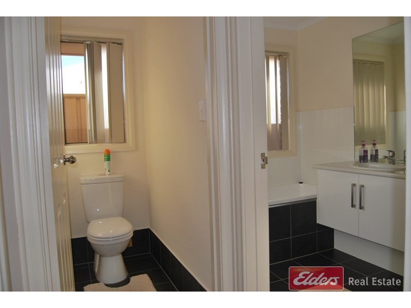16 Roberts Street, Munno Para SA 5115