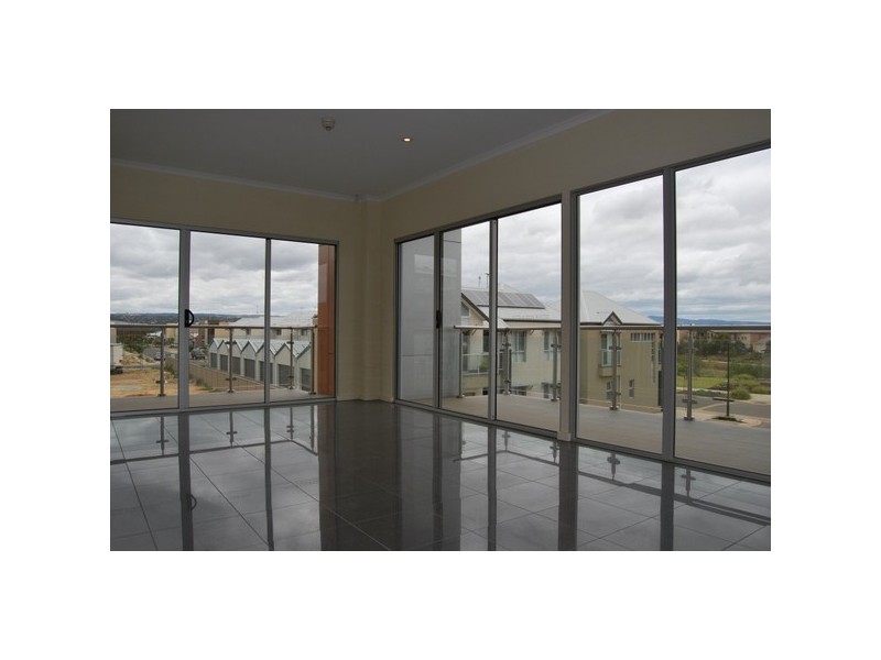 11/103 Elder Drive, Mawson Lakes SA 5095