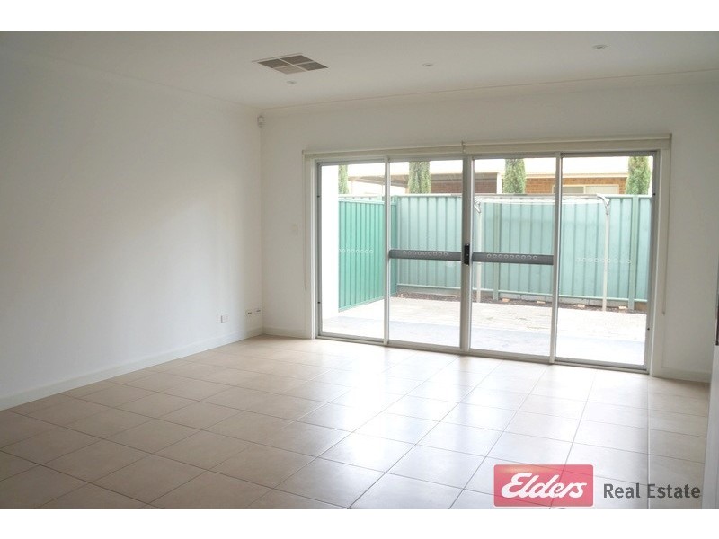 12 Mackenzie Circuit, Mawson Lakes SA 5095