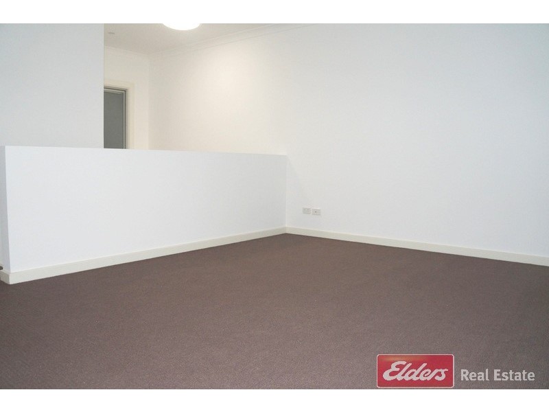 12 Mackenzie Circuit, Mawson Lakes SA 5095