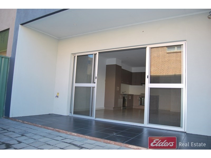 12 Mackenzie Circuit, Mawson Lakes SA 5095