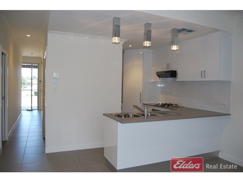 84B Cascades Drive, Mawson Lakes SA 5095