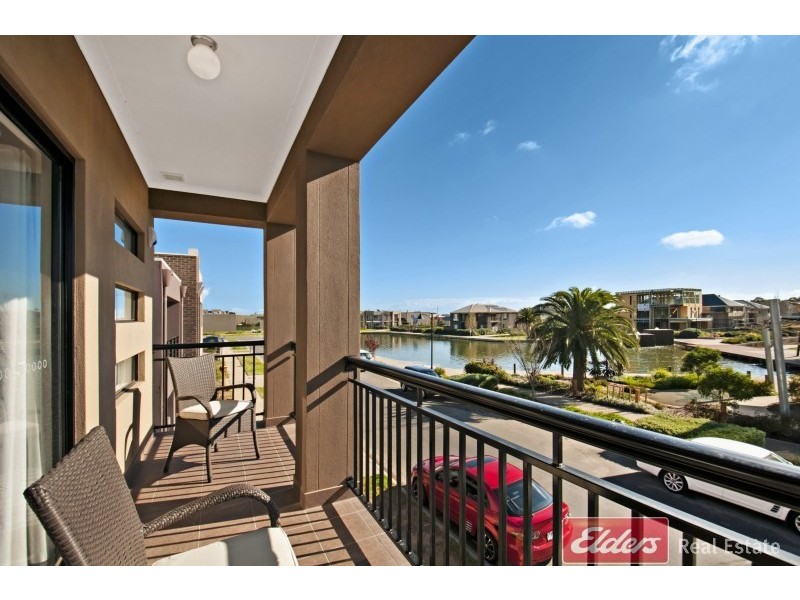 70 Cascades Drive, Mawson Lakes SA 5095