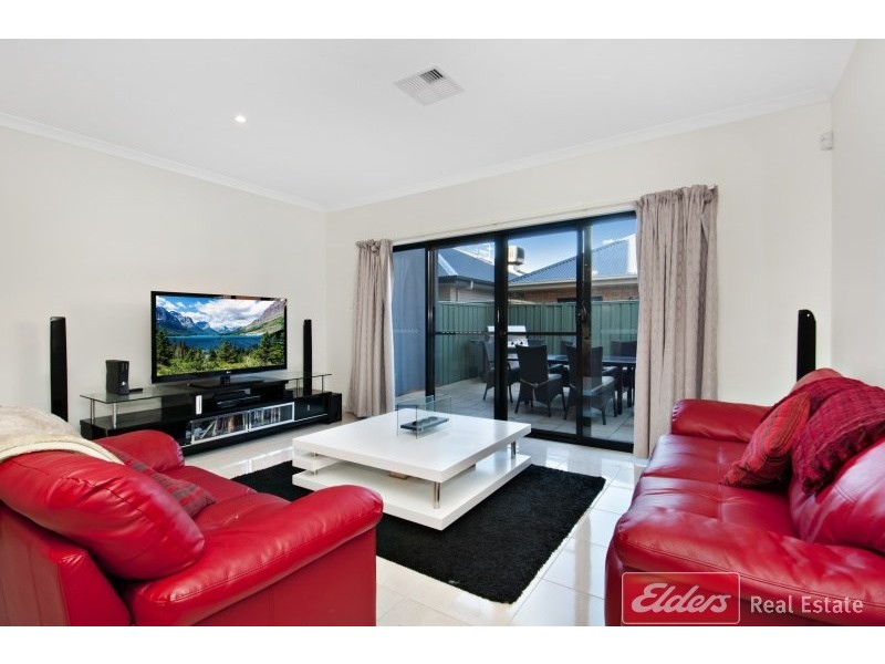 70 Cascades Drive, Mawson Lakes SA 5095